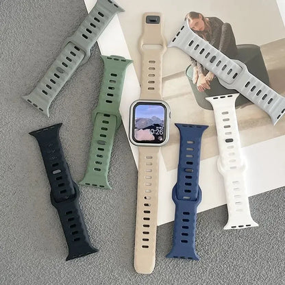 Silicone Band for Apple Watch 49mm 45mm 44mm 41mm 40mm 42mm 38mm Sports Bracelet Correa IWatch Ultra Series 9 8 7 6 5 3 SE Strap